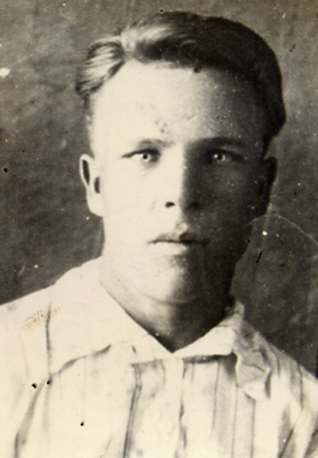 Егор Беляев.