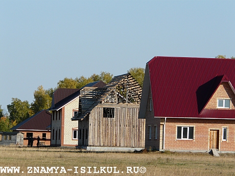 С улицы Новой начинается деревня.