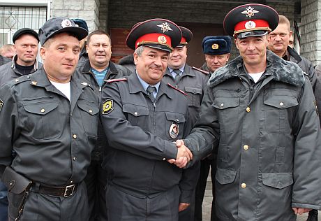 В первом ряду С.Б. Крысанов, А.И. Лямзин и П.В. Леонов.