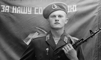 На фото 1987 г. рядовой Николай Уткин