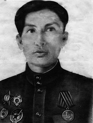 Сакен Саркенов.